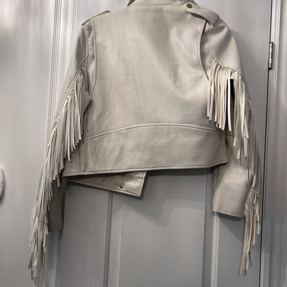 leather jacket - Picture 2 of 3